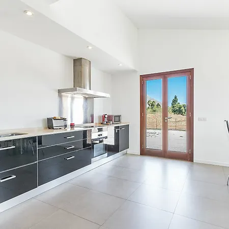 Villa Vinya 3